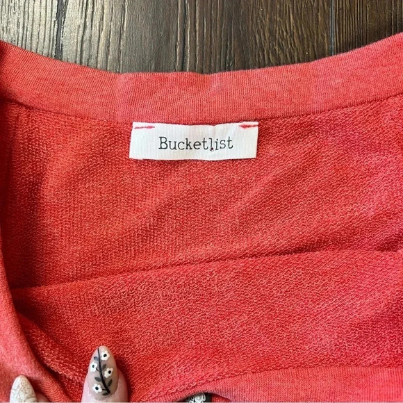 Bucketlist oversized long sleeve SZ LG - Picture 3 of 4
